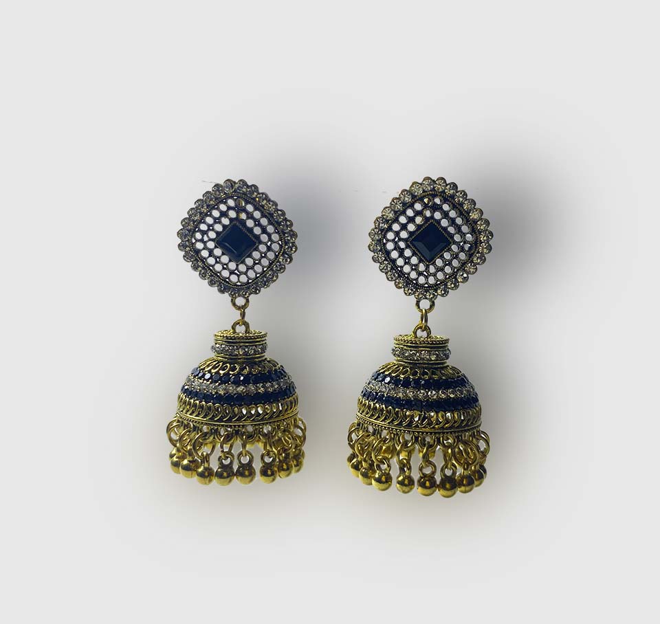 Elegant jhumka earring