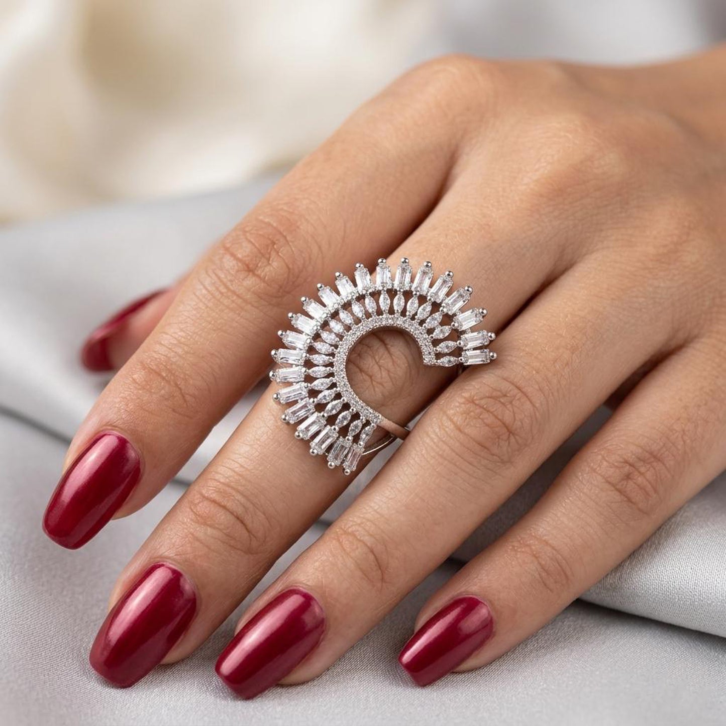 Luxury Zircon Halo Ring Elegant Silver Plated Statement Ring for Women