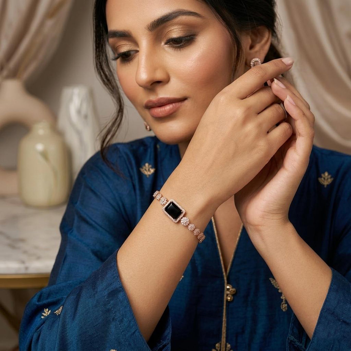 Zircon Bracelet Elegant Zircon Bracelet for Women
