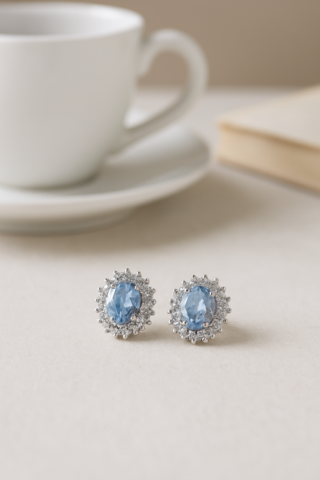 Silver Round Stud Earrings – Classic & Elegant