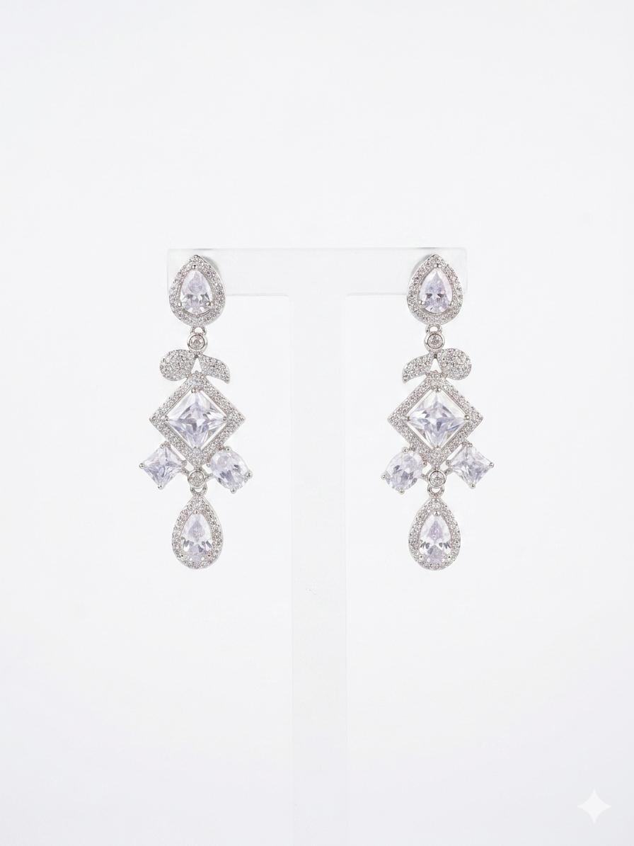 Stylish Earrings – Elegant & Trendy Collection