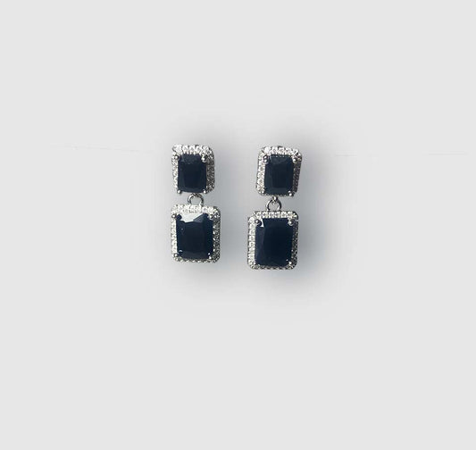 Luxury Black Stone Gold Earrings – Elegant Party Wear