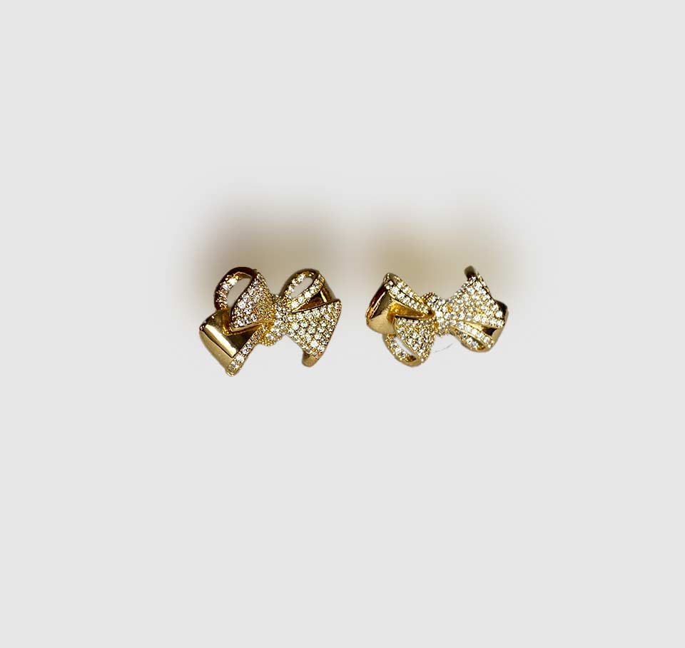 Crystal Bow Stud Earrings – Elegant Sparkle Design